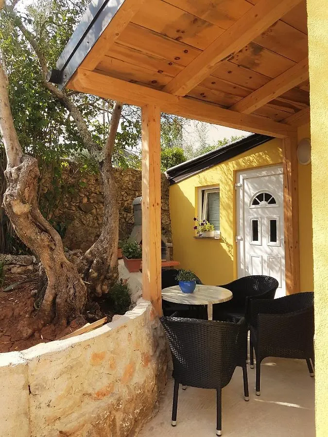 Apartmani Ljerka Malinska