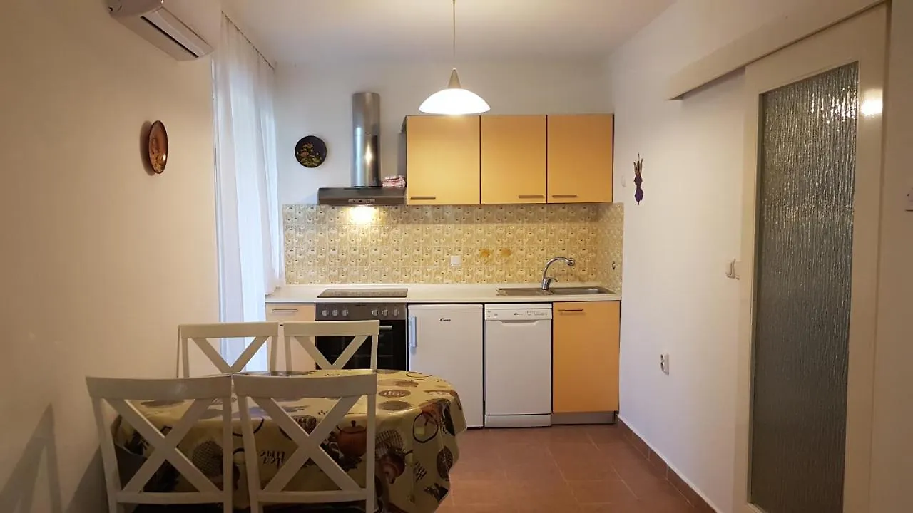 Apartmani Ljerka Malinska Appartamento
